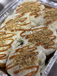 Cinnamon rolls cu fistic si caramel (6 bucati)