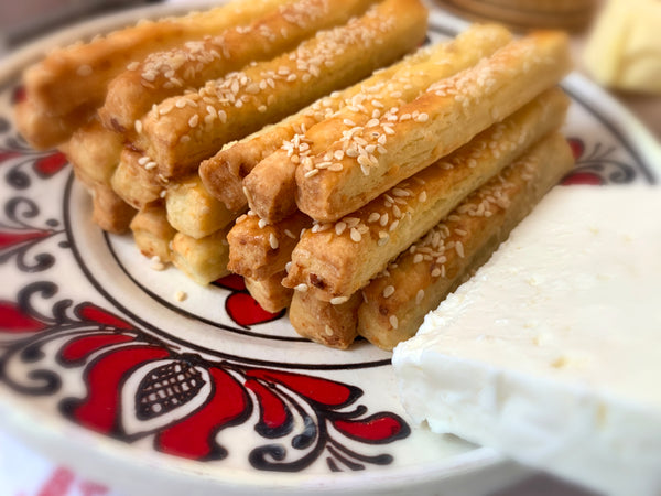 Saratele cu telemea si susan